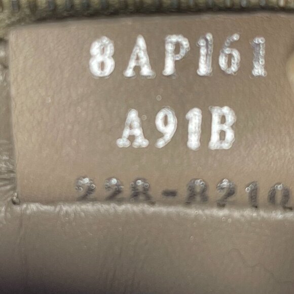 Fendi Calfskin Leather Vitello Cruise Coin Pouch Key Case in Tortora - Preowned - Picture 11 of 12